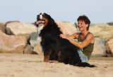 ADULTE ET CHIEN 159